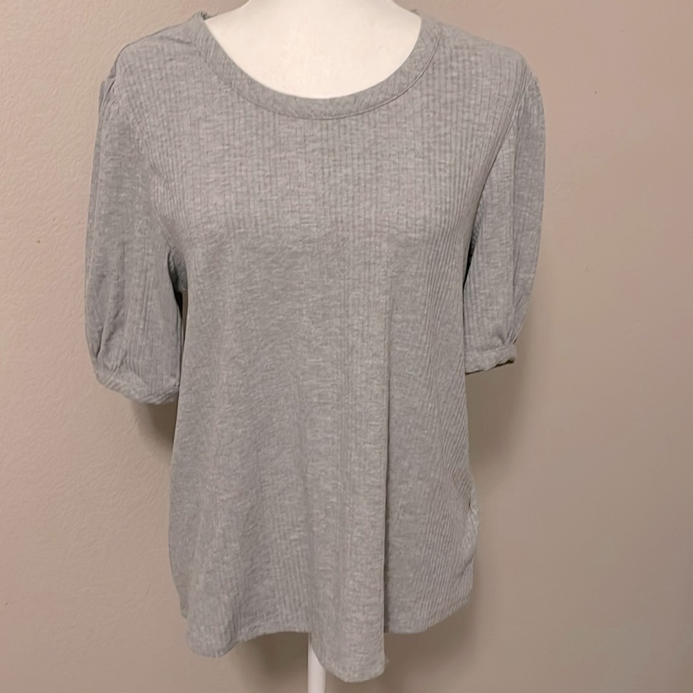 Lauren Conrad balloon sleeve top